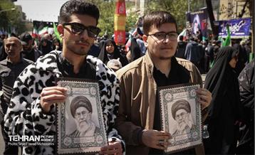 اجتماع مردمی در اربعین رهبر شهید انقلاب - 5 6