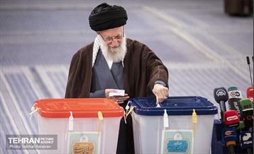 حضور رهبر معظم انقلاب در انتخابات ۱۴۰۲ 9