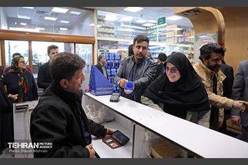 بازدید سخنگوی دولت از بازار میوه و تره‌بار و شهروند جلال آل احمد 63