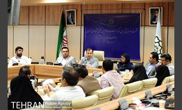 نشست هم اندیشی رئیس مرکز ارتباطات شهرداری تهران با اصحاب رسانه 54