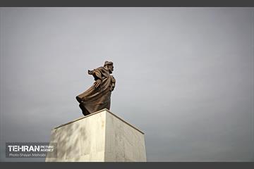 رونمایی از بزرگترین مجسمه برنزی پایتخت 36