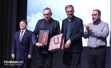 مراسم اختتامیه رویداد «هولوساید» 17