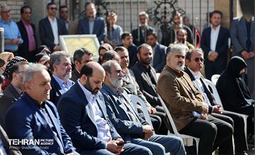 بهره‌برداری از بوستان ایران و مجموعه شهردخت منطقه 10 17