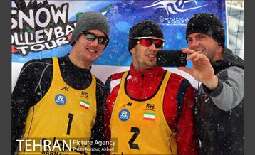 نخستین دوره مسابقات بین‌المللی «والیبال برفی» در پیست دیزین