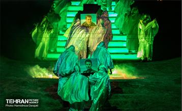 نمایش میدانی جان‌فدا 44