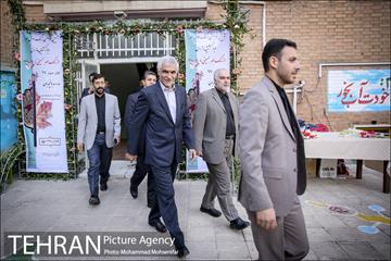 آئین نواختن زنگ مهر و آغاز سال تحصیلی 3