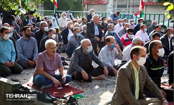 اقامه نماز عید فطر در محله کرمان 8