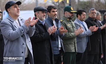 مراسم روز درختکاری در منطقه 12 8