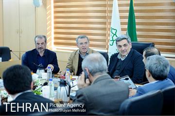 نشست شورای معاونان و مشاوران با حضور شهردار تهران 15