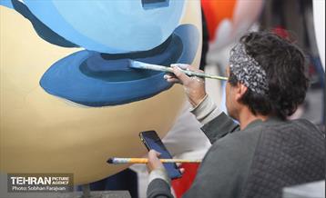 جشنواره تخم‌مرغ رنگی در میدان هفت تیر 9