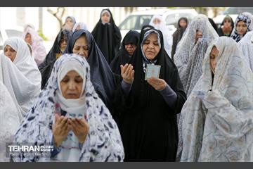 اقامه نماز عید سعید فطر در محله شهران 2
