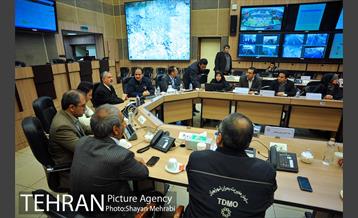 بازدید احمد مسجد جامعی از مراکز مرتبط با زلزله تهران 1