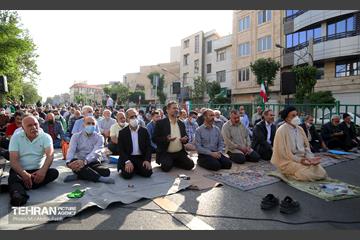 اقامه نماز عید فطر در محله کرمان 10