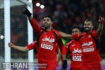 دیدار تیم های فوتبال پرسپولیس و سپاهان