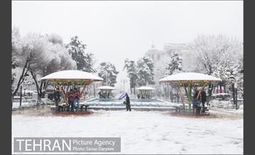 بارش برف در میدان نبوت (هفت حوض) 38