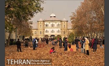 سومین رویداد هنری "پاییز برگ" در میدان مشق 4