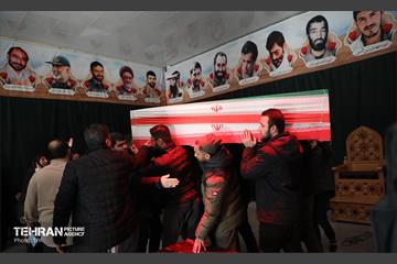 وداع با پیکر شهدای حافظان نظم و امنیت 42