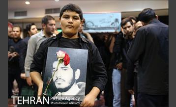 عزاداری شب هشتم محرم در جوار پیکر شهید باقر ناظری 19