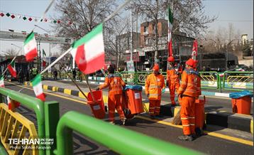 خدمات شهرداری تهران در پایان راهپیمایی ۲۲ بهمن - ۱ 17