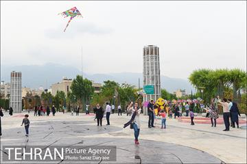 جشنواره بادبادک ها در بوستان آب و آتش 16