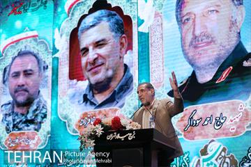 همایش نکوداشت پیشکسوتان و رزمندگان دفاع مقدس 30
