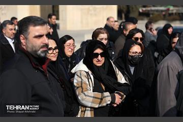 مراسم تشییع مرحوم محمدهادی چمران برادر مهدی چمران 37