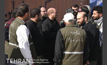بازدید دکتر قالیباف از خدام الحسین در مسیر پیاده‌روی اربعین 10