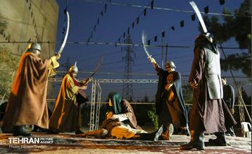 راه اندازی پویش نذر کتاب در ایام محرم در منطقه 5