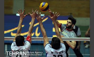 دیدار تیم های والیبال بانک سرمایه و هاوش گنبد