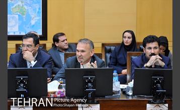 جلسه کمیسون عمران مجلس شورای اسلامی با حضور شهردار تهران 38