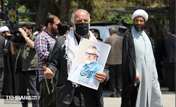 مراسم تشییع پیکر نادر طالب‌زاده 2