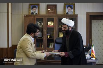 امضاء تقاهم نامه مرکز ارتباطات و امور بین الملل شهرداری تهران با نهادهای کتابخانه ای مجلس 9