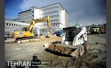 زیرگذر استاد معین قبل از افتتاح 46