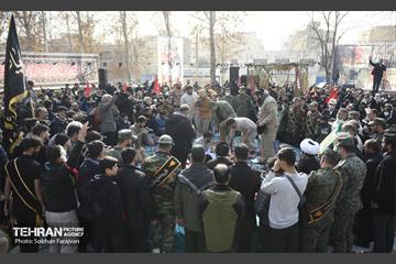 تشییع پیکر شهید گمنام در منطقه ۲۱