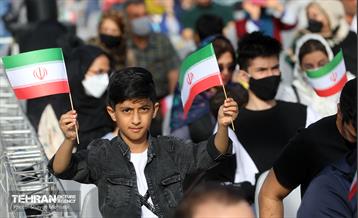 جشن ملی پرچم در اراضی عباس آباد 15