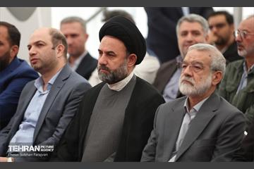 آیین بهره‌برداری از ۲۰۱ دستگاه اتوبوس برقی 42