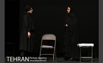 نمایشنامه خوانی کوکوی کبوتران حرم‎ 2