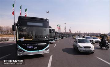 آیین رونمایی و ورود ناوگان حمل‌ونقل برقی شهر تهران 41