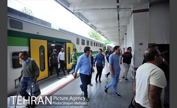 سرویس رسانی مجدد مترو خط 5 در روزهای جمعه 43