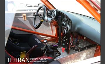 مراسم بدرقه قهرمان دریفت ایران در پیست آزادی 20