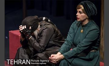 نمایش یه گاز کوچولو 12