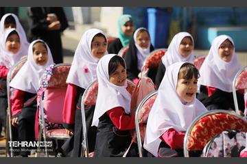 جشن شکوفه‌ها در منطقه ۱۶ 37