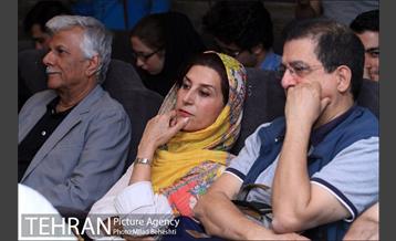 تقدیر اعضای خانه سینما از اصغر فرهادی 5