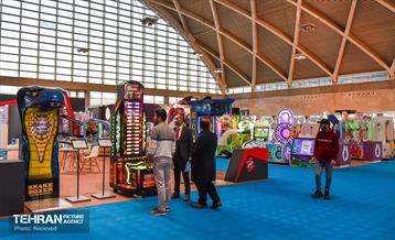 افتتاحیه نمایشگاه صنعت تفریحات و سرگرمی 11