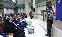 دیدار صمیمانه شهردار تهران با کارکنان شهرداری منطقه هشت