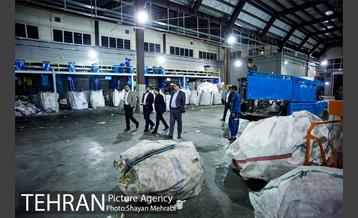 شهردار شب پوریا سوری، سرپرست مرکز ارتباطات شهرداری 5