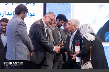 مراسم قرعه‌کشی خوش‌حسابان عوارض شهرداری 8