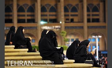 مراسم احیای شب نوزدهم ماه رمضان در مصلی تهران 12