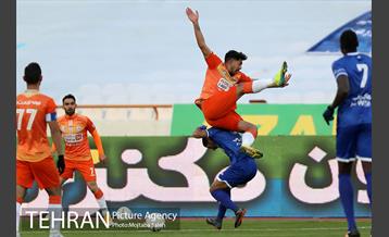 دیدار تیم های فوتبال استقلال و سایپا 5