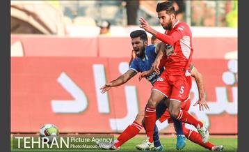 دیدار تیم‌های فوتبال پرسپولیس - استقلال خوزستان 10